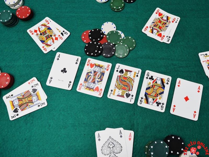 Quy tắc và luật chơi poker cơ bản cần biết cho người mới